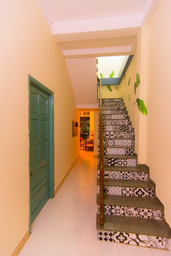 Lapaz Homestay Дананг Экстерьер фото